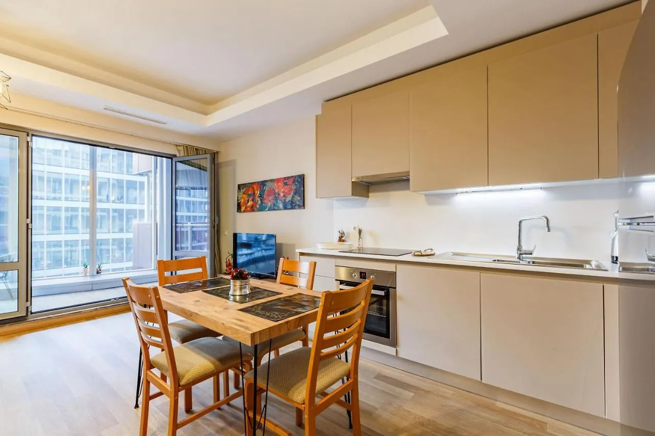Modern Studio Flat With City View In Sariyer Apartment Istanbul
